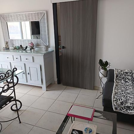 2 Pieces Proche Aeroport Apartment Nisa Exterior foto